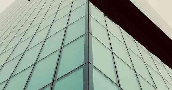 制作宣传片的背景_制作宣传片中英文综艺节目